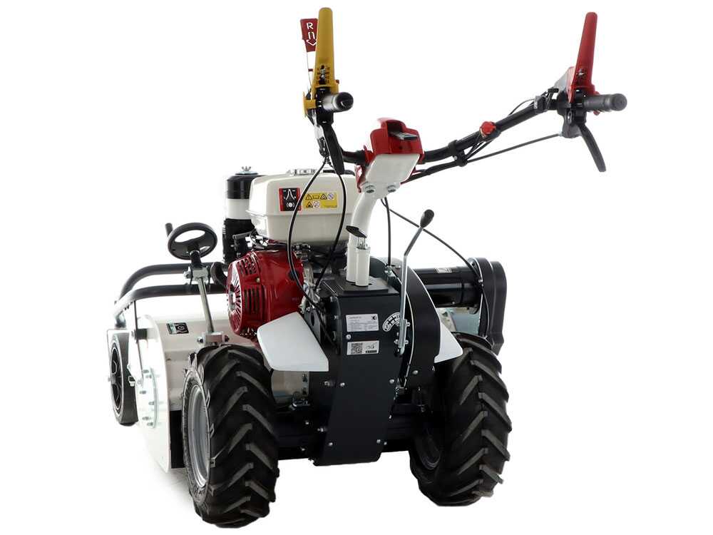 barbieri g775 tondeuse débroussailleuse à couteaux honda gx270 Barbieri G775 - Tondeuse débroussailleuse à couteaux - Honda GX270