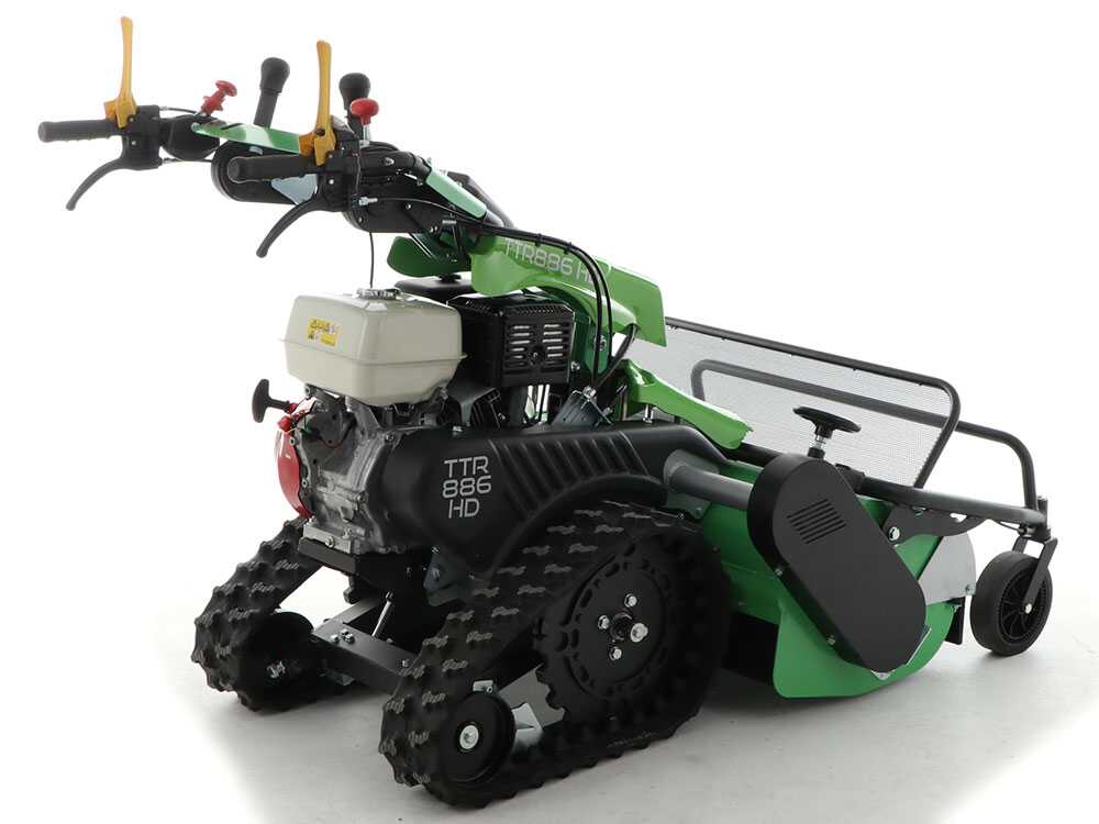 lampacrescia mgm ttr886hd tondeuse débroussailleuse à couteaux sur chenilles honda gx390 pentes fortes Lampacrescia MGM TTR886HD - Tondeuse débroussailleuse à couteaux - sur chenilles - Honda GX390 Pentes fortes