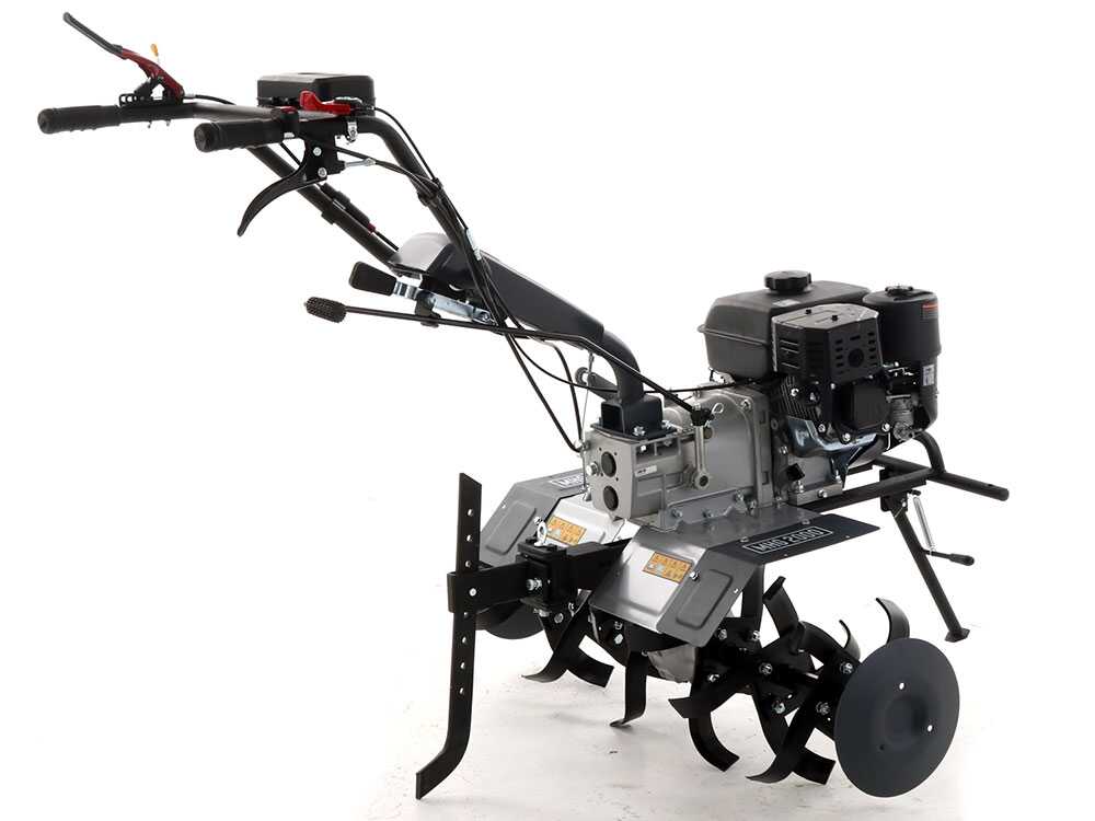 motobineuse blackstone mhg 2000 avec moteur thermique à essence de 212 cm3 Motobineuse BlackStone MHG 2000 avec moteur thermique à essence de 212 cm3