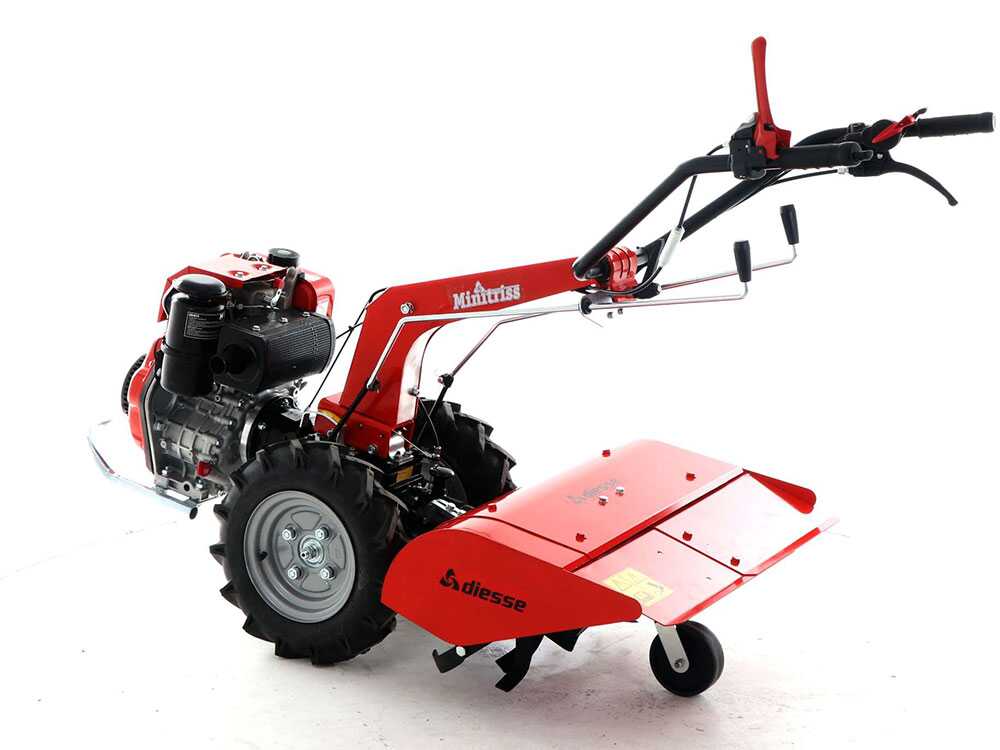 motoculteur diesel medium diesse minitriss moteur vulcan v245 fraise de 64 cm Motoculteur diesel medium Diesse Minitriss - Moteur Vulcan V245 - Fraise de 64 cm