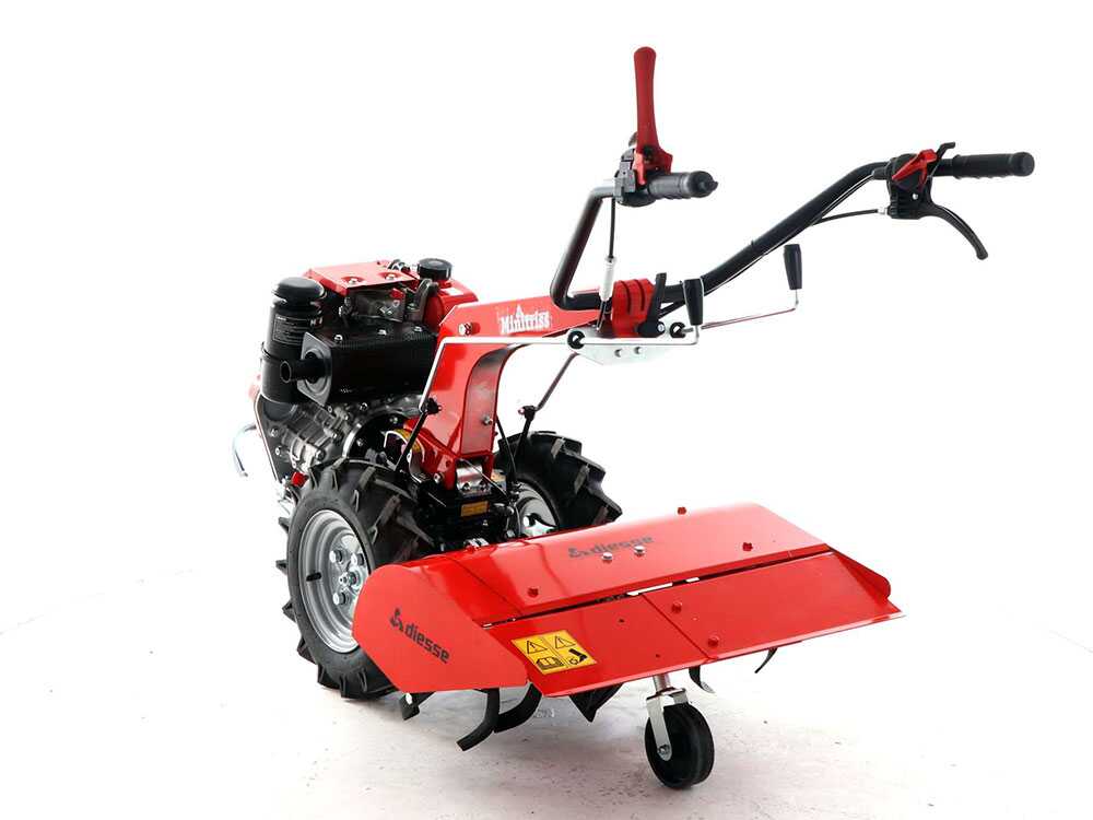motoculteur diesel medium diesse minitriss moteur vulcan v245 fraise de 64 cm Motoculteur diesel medium Diesse Minitriss - Moteur Vulcan V245 - Fraise de 64 cm