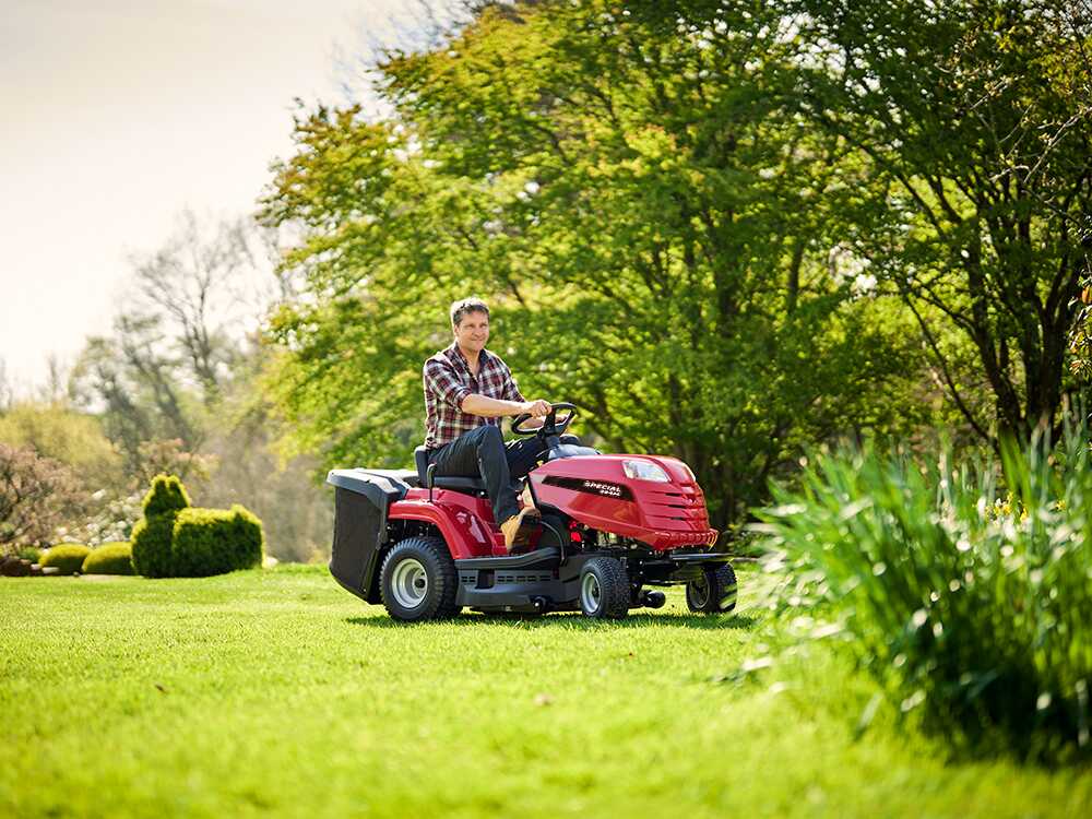 special 384 m tracteur tondeuse bac de ramassage boîte à vitesse mécanique Special 384 M - Tracteur tondeuse - Bac de ramassage - Boîte à vitesse mécanique
